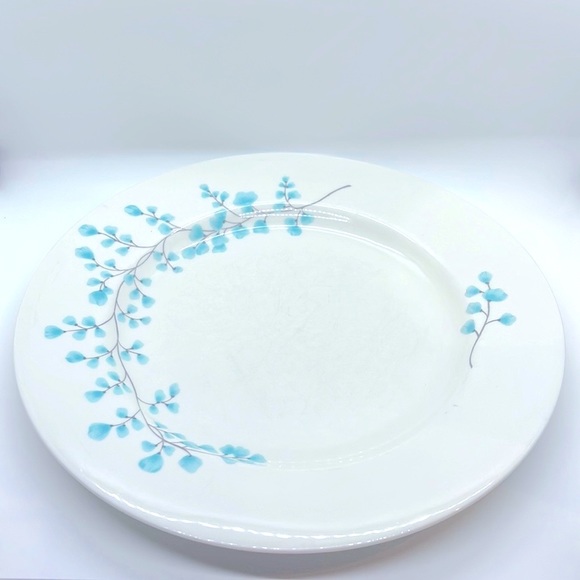 Martha Stewart Maidenhair Blue Fern 11 1/2” dinner plate - Picture 2 of 3
